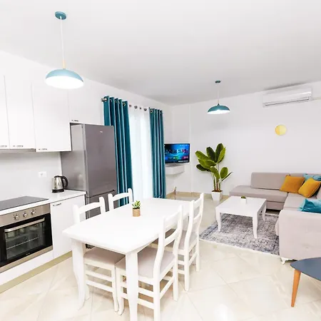 Apartment Captain's
