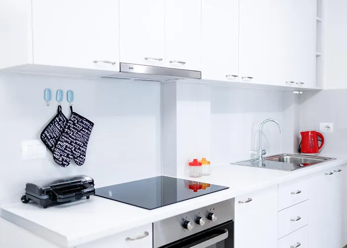 Captain's * 卡萨米尔