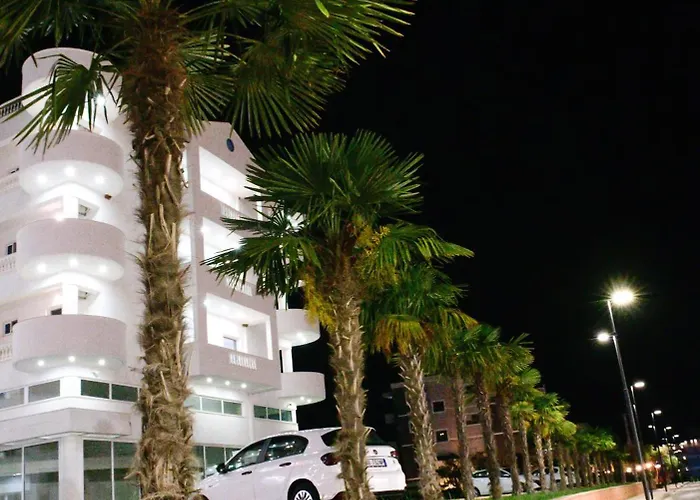 Captain's 卡萨米尔